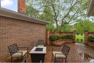 16 Fountain Manor Drive #B, Greensboro, NC 27405 - Photo 31