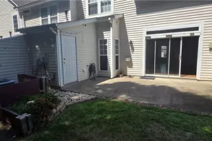 5982 Fox Ridge Ln, Winston-Salem, NC 27104 - Photo 9