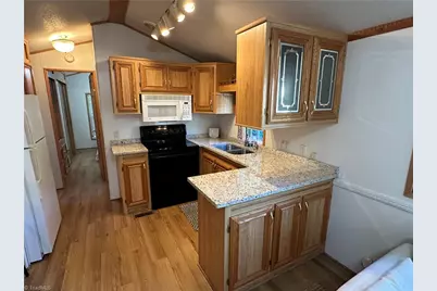 114 Walnut Circle, New London, NC 28127 - Photo 9