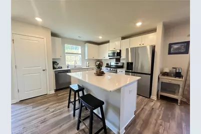 314 Kingscote Way, King, NC 27021 - Photo 11