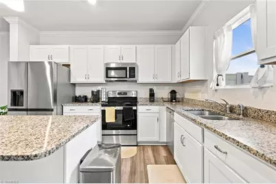 653 Cam Circle, High Point, NC 27265 - Photo 11