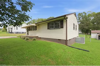 2220 McKinney Street, Burlington, NC 27217 - Photo 3