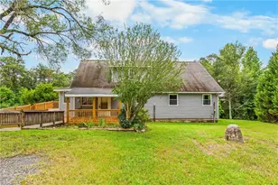 2018 E Rd, Walnut Cove, NC 27052 - Photo 3