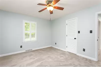 4014 Forest Oaks Lane, Mebane, NC 27302 - Photo 27