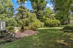 1105 Graystone Dr, Winston-Salem, NC 27105 - Photo 33