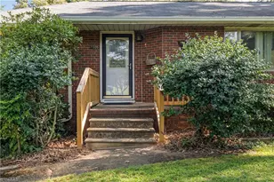 1105 Graystone Dr, Winston-Salem, NC 27105 - Photo 3