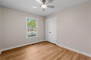 708 Woodlake Dr, Greensboro, NC 27406 - Photo 29