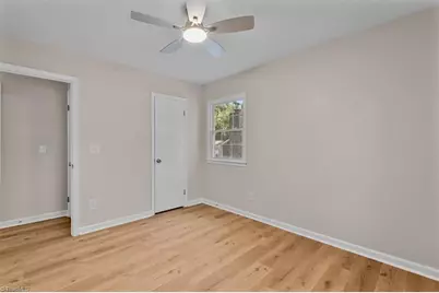 708 Woodlake Drive, Greensboro, NC 27406 - Photo 25