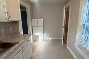 646 Gunn St, Burlington, NC 27217 - Photo 5