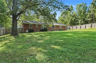 2205 Cardinal Dr, Jamestown, NC 27282 - Photo 5