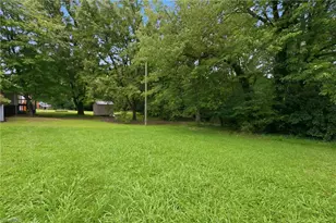 323 Avery Ave, High Point, NC 27265 - Photo 13