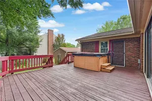 1823 Woodhue Dr, Burlington, NC 27215 - Photo 33
