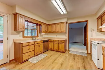 1823 Woodhue Drive, Burlington, NC 27215 - Photo 13