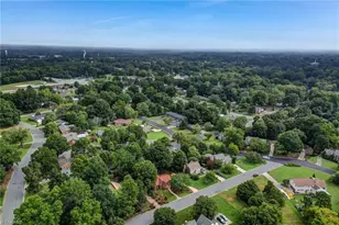 1823 Woodhue Dr, Burlington, NC 27215 - Photo 41