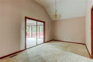 1823 Woodhue Dr, Burlington, NC 27215 - Photo 11