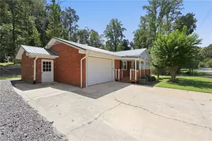 484 Newbern Ave, Asheboro, NC 27205 - Photo 3