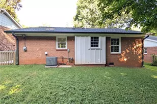 1274 Tredwell Dr, Winston-Salem, NC 27103 - Photo 19