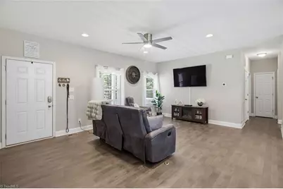 4035 Granby Street, Winston-Salem, NC 27101 - Photo 7