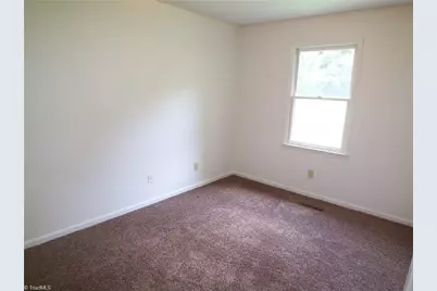219 Worth Street, Mount Airy, NC 27030 - Photo 11