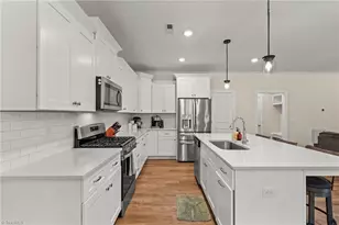 358 Windsor Trl, Lexington, NC 27295 - Photo 7