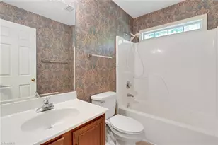 3 Brandywine Cir, Greensboro, NC 27409 - Photo 33