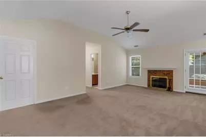3 Brandywine Circle, Greensboro, NC 27409 - Photo 11