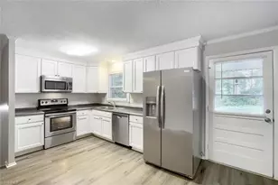 2312 Barnsley Ct, Winston-Salem, NC 27106 - Photo 15