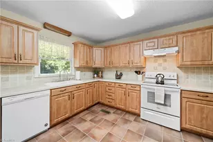 5737 Polaris Ct, Pfafftown, NC 27040 - Photo 3