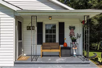 220 Collins Road, Elkin, NC 28621 - Photo 5