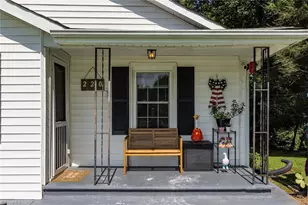 220 Collins Rd, Elkin, NC 28621 - Photo 5