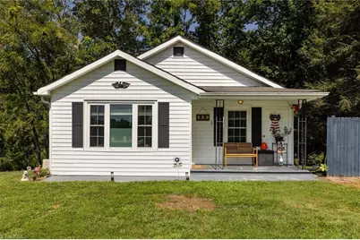 220 Collins Road, Elkin, NC 28621 - Photo 3
