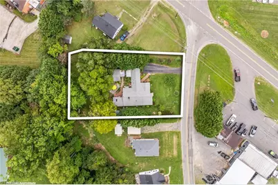 204 Carson Road, Pilot Mountain, NC 27041 - Photo 3