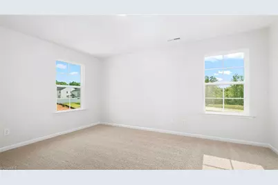 623 Beechwood Circle, Thomasville, NC 27360 - Photo 17