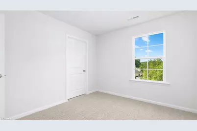 623 Beechwood Circle, Thomasville, NC 27360 - Photo 15