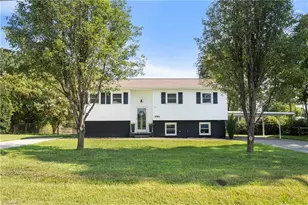 2741 River Ridge Rd, Pfafftown, NC 27040 - Photo 1