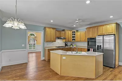 4600 Century Oaks Lane, Winston-Salem, NC 27106 - Photo 11