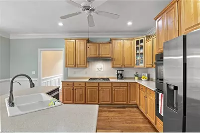4600 Century Oaks Lane, Winston-Salem, NC 27106 - Photo 13