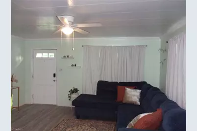 3900 Oak Grove Avenue, Greensboro, NC 27405 - Photo 3