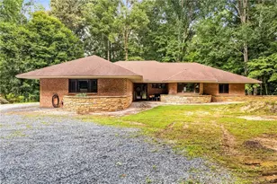 381 Hunters Point, Lexington, NC 27295 - Photo 1