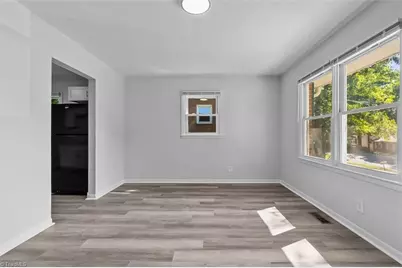 621 Spring Garden Circle, High Point, NC 27260 - Photo 7
