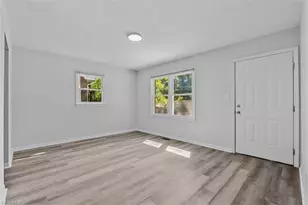 621 Spring Garden Cir, High Point, NC 27260 - Photo 5