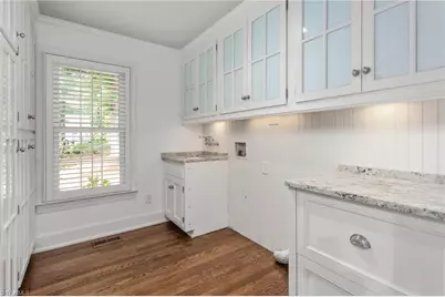 402 Parkmont Drive, Greensboro, NC 27408 - Photo 13