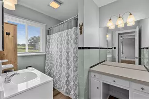 921 E King St, King, NC 27021 - Photo 23
