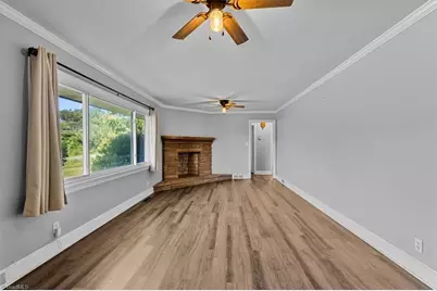 921 E King Street, King, NC 27021 - Photo 5
