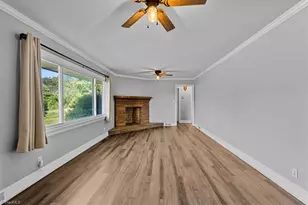 921 E King St, King, NC 27021 - Photo 5