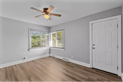 921 E King Street, King, NC 27021 - Photo 25