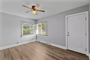 921 E King St, King, NC 27021 - Photo 25
