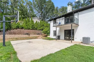 1200 Quail Hollow Rd, Kernersville, NC 27284 - Photo 39