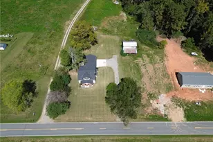 1826 N Oak Ridge Church Rd, Yadkinville, NC 27055 - Photo 43