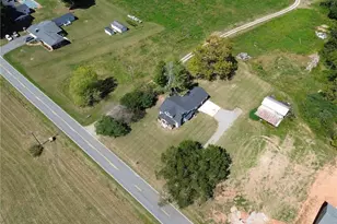 1826 N Oak Ridge Church Rd, Yadkinville, NC 27055 - Photo 45